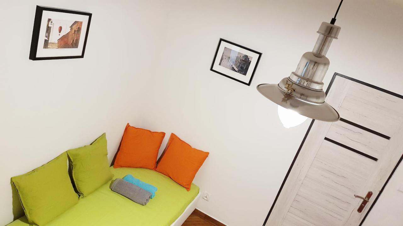 Cozy & Fun Rooms Wojewodzka, Chopina, Damrota Катовіце Екстер'єр фото
