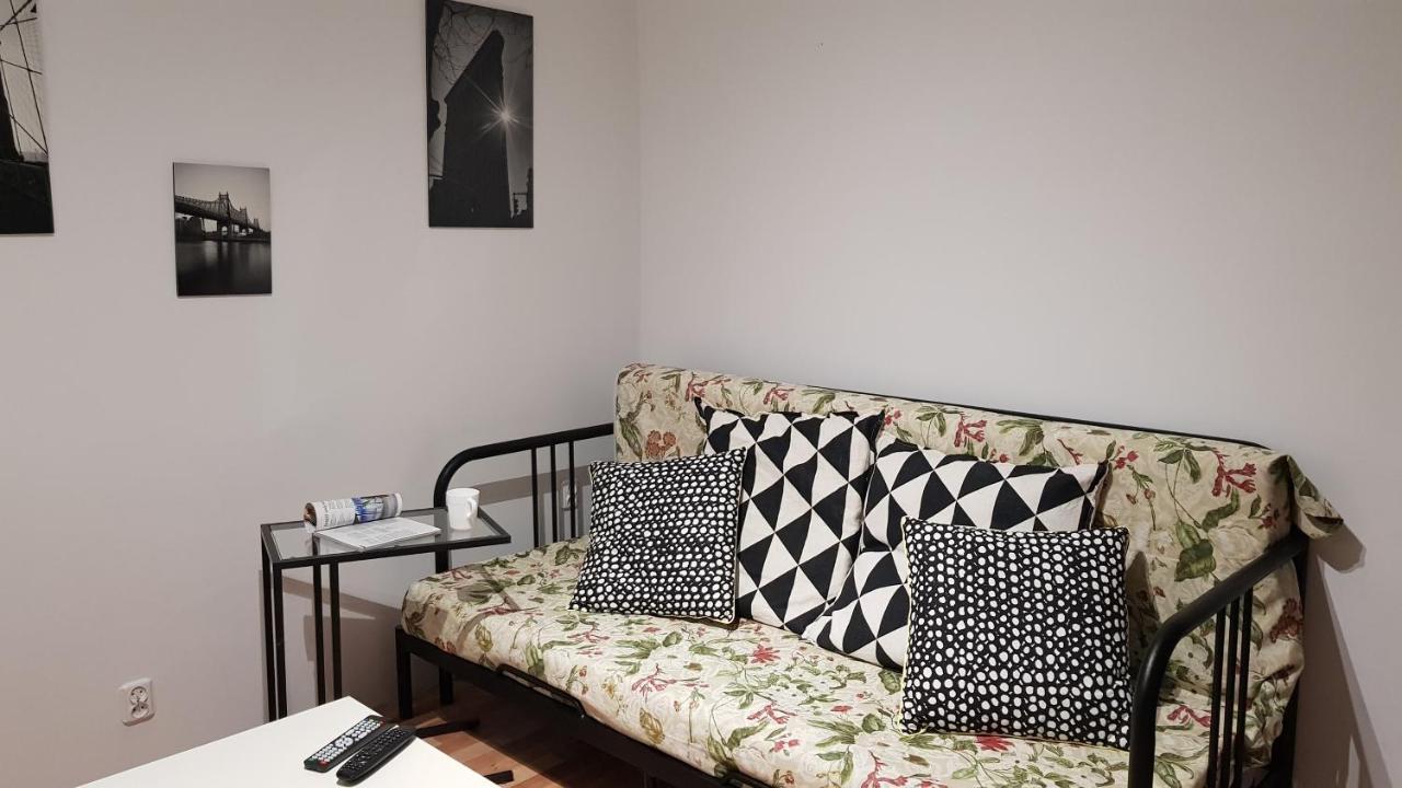 Cozy & Fun Rooms Wojewodzka, Chopina, Damrota Катовіце Екстер'єр фото